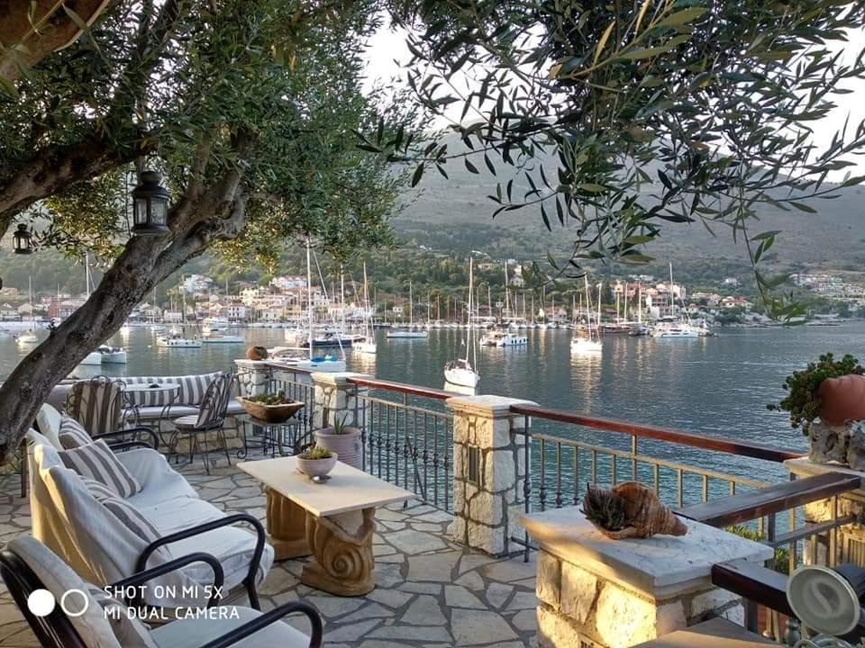 Waterside Apartments Agia Efimia Exterior foto