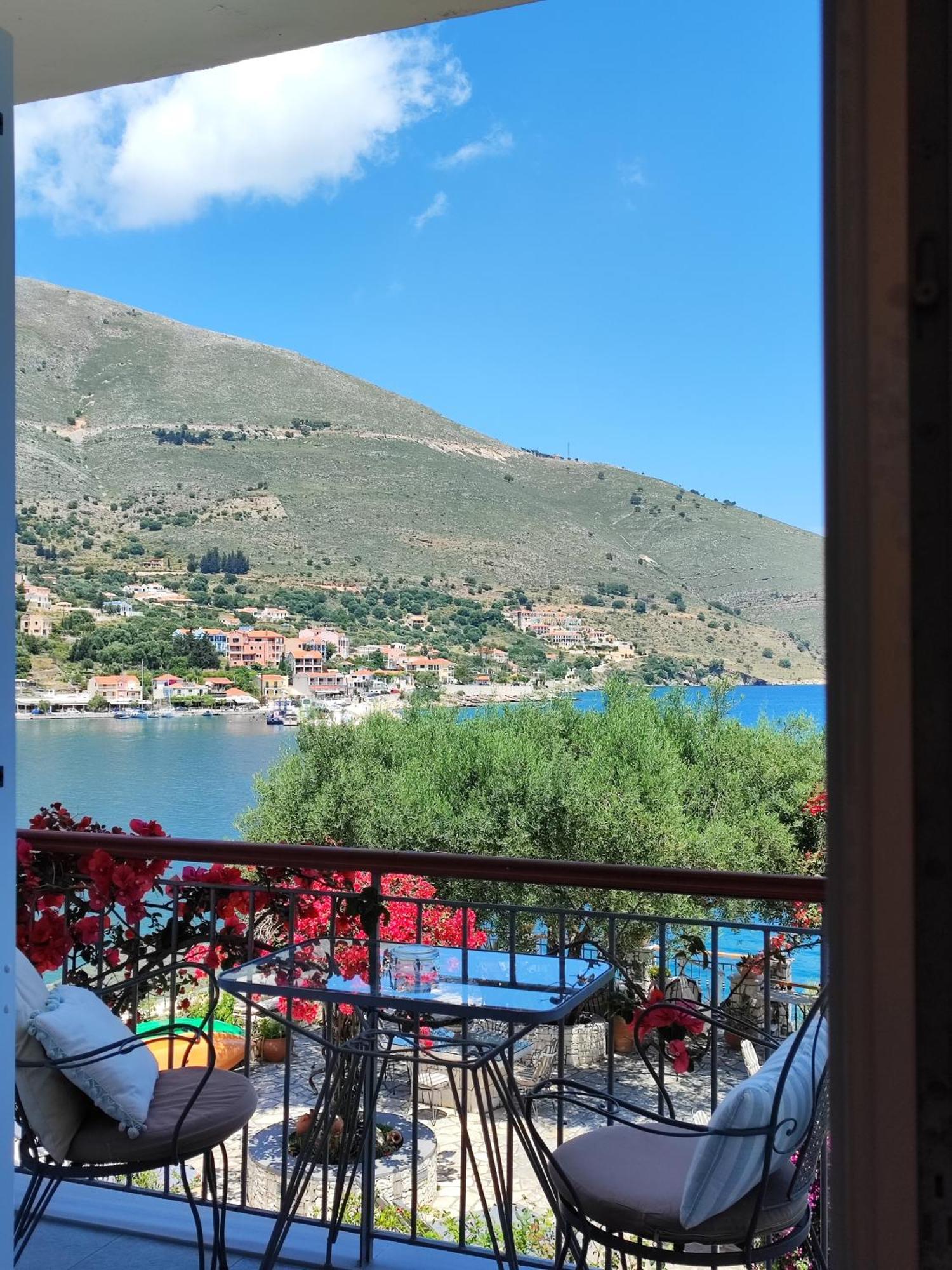 Waterside Apartments Agia Efimia Exterior foto
