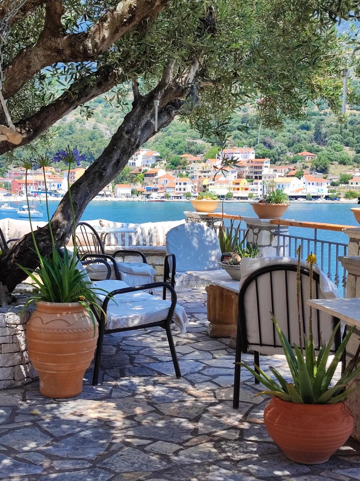 Waterside Apartments Agia Efimia Exterior foto