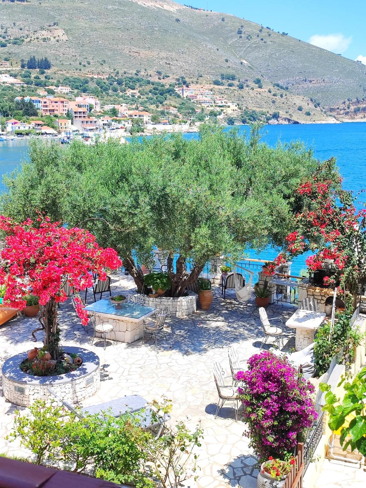 Waterside Apartments Agia Efimia Exterior foto