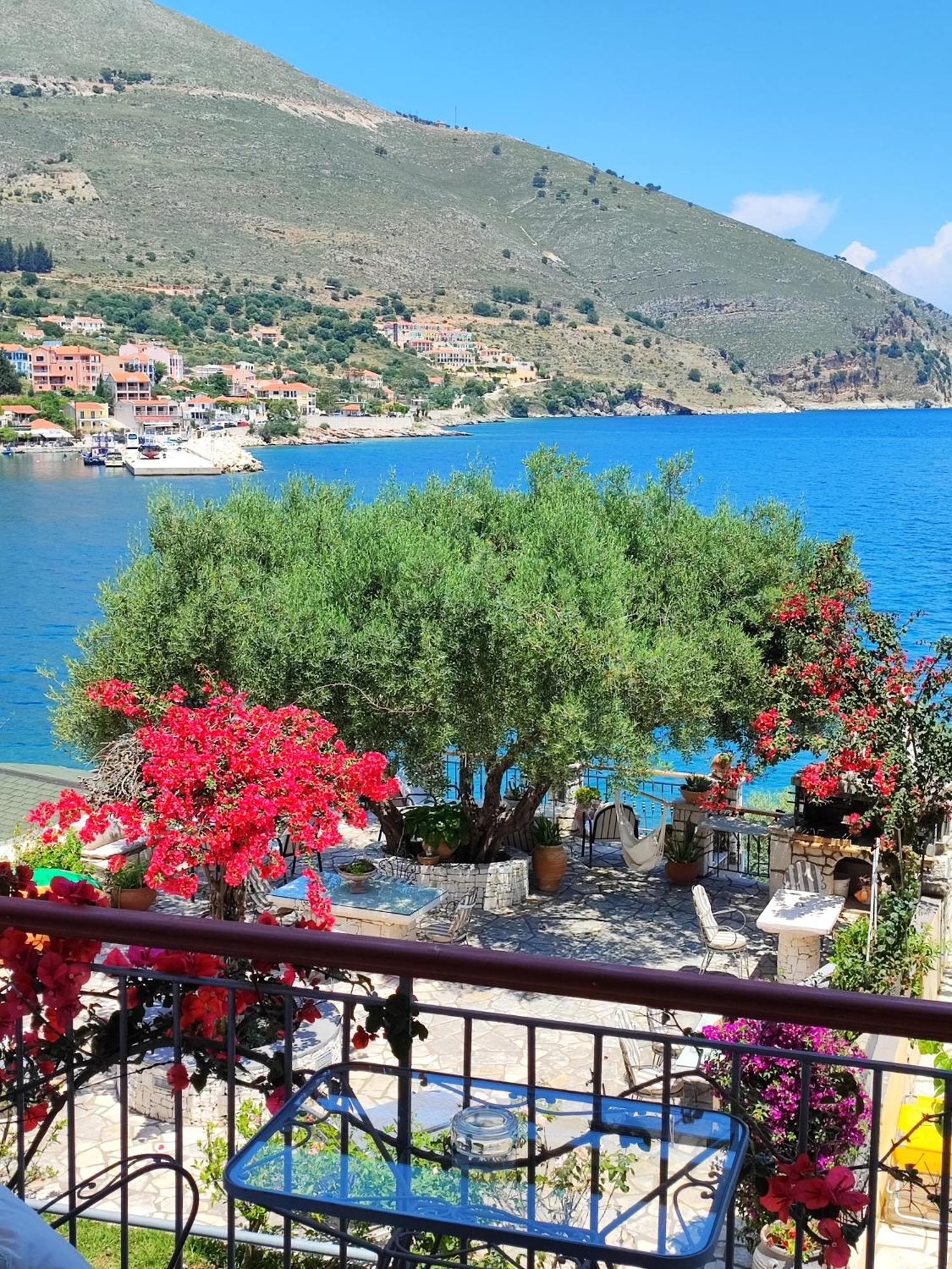 Waterside Apartments Agia Efimia Exterior foto